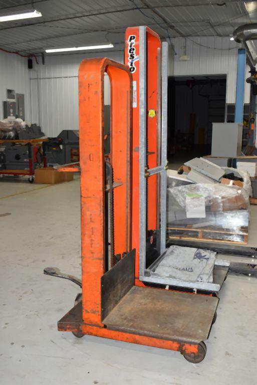 PRESTO DIE LIFT, MODEL M152-1, HYDRAULIC TYPE,