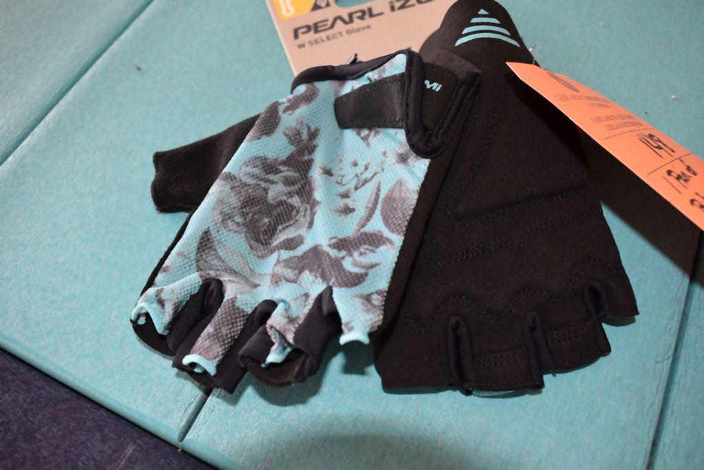 (1) PAIR OF BIKE GLOVES, WOMENS, SIZE XL