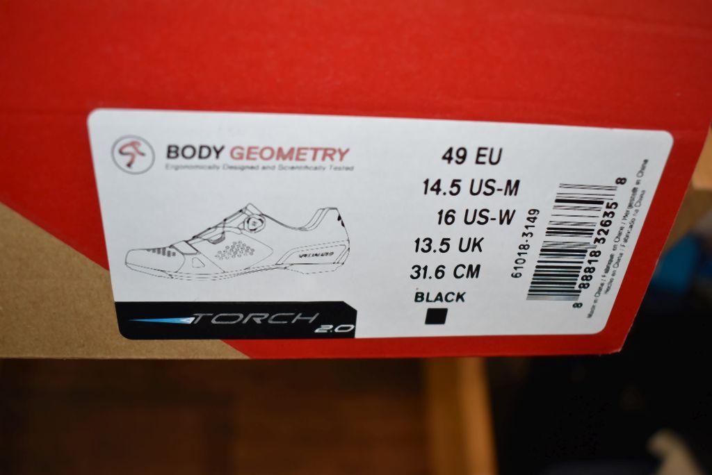 PAIR OF Specialized BODY GEOMETRY BIKE SHOES, SIZE 49 EU, 31.6 CM,