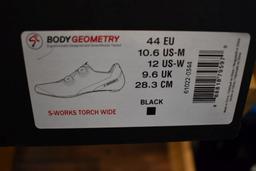 PAIR OF S-Works Specialized BODY GEOMETRY BIKE SHOES, SIZE 44 EU,