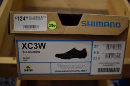 PAIR OF SHIMANO BIKE SHOES, MODEL DYNALAST XC1W