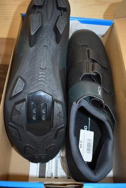 PAIR OF SHIMANO BIKE SHOES, MODEL DYNALAST XC1W