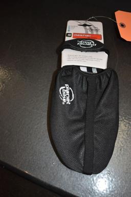 PAIR OF PLANET BIKE DASHER WINDPROOF TOE COVERS -SMALL
