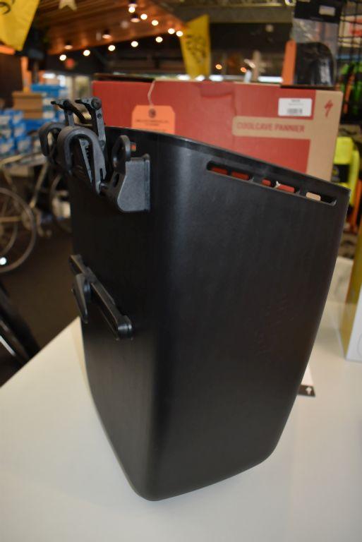 SPECIALIZED - BLACK COOLCAVE PANNIER, LOOSE