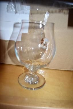 (15) GLASS WINE GLASSES