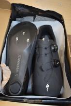 PAIR OF S-Works Specialized BODY GEOMETRY BIKE SHOES, SIZE 46 EU,