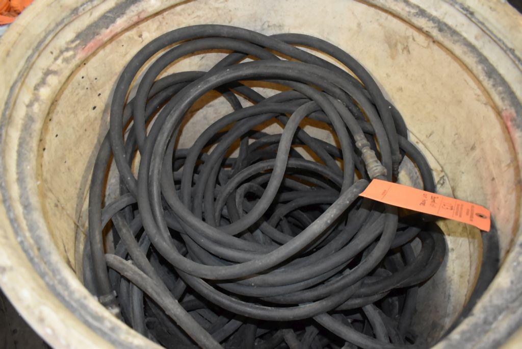 BARREL OF AIR HOSES