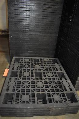 (2) COLUMNS OF NESTING PLASTIC PALLETS, 39" x 47" x