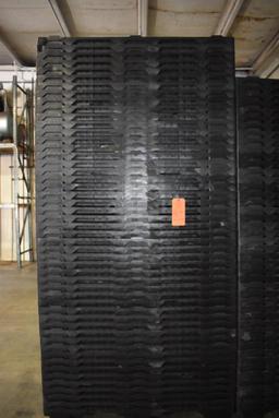 (1) COLUMN OF NESTING PLASTIC PALLETS, 39" x 47" x