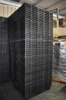 (1) COLUMN OF 50 NESTING PLASTIC PALLETS, 40" x 48",