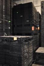 (5) COLUMNS OF NESTING PLASTIC PALLETS, 39" x 47" x