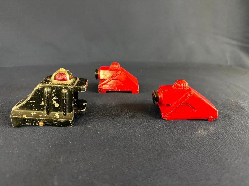 LIONEL BUMPERS; (2) NO. 260 BUMPERS AND (1) NO. 025 BUMPER,