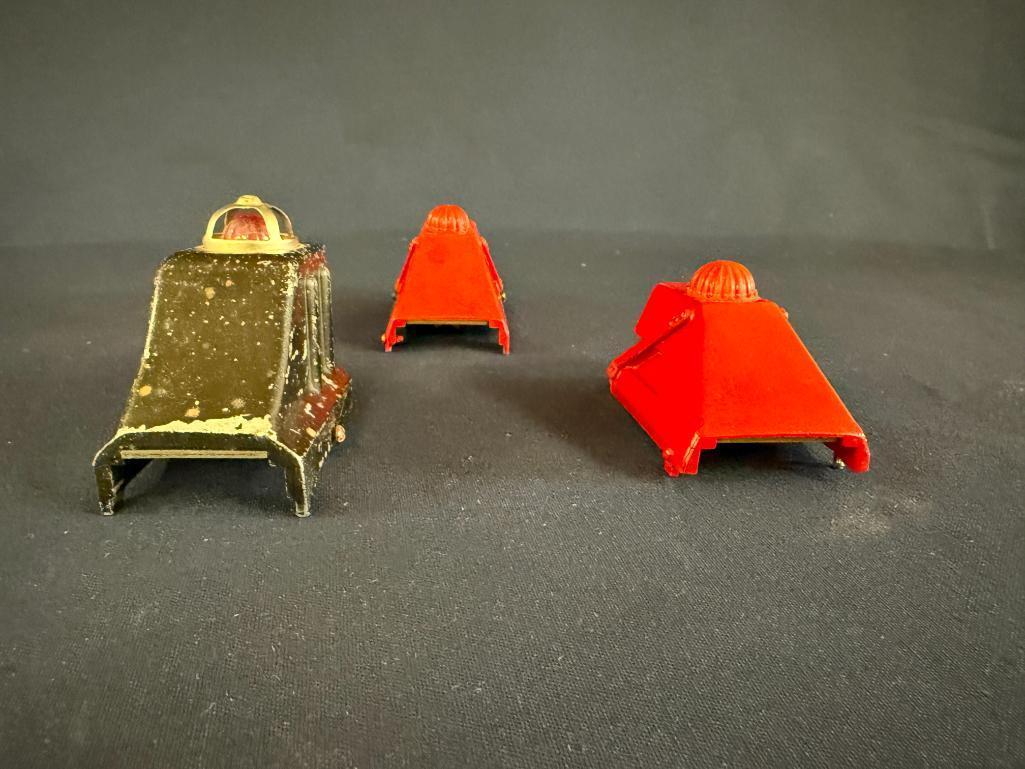 LIONEL BUMPERS; (2) NO. 260 BUMPERS AND (1) NO. 025 BUMPER,