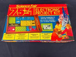 VINTAGE SCIENCE FAIR 75 IN 1 ELECTRONIC PROJECT KIT, NO. 28-247