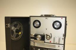 Vintage Roberts 770X Suitcase 7" Reel-to-reel Tape Player