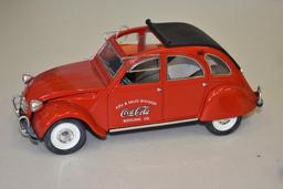 1:17 SCALE DIE CAST CAR MODEL: CITROEN