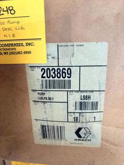 GRACO GREASE PUMP, P/N 203869, DESC: LUB, FIREBALL, 50-1, NEW IN BOX