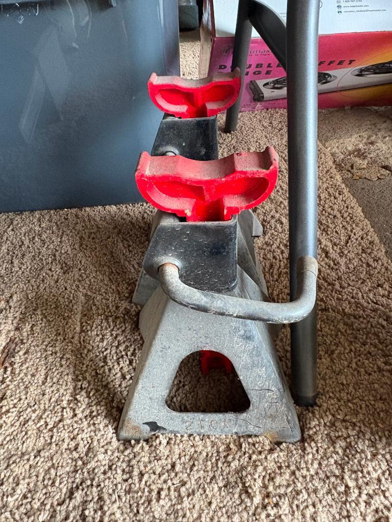 (2) JACK STANDS