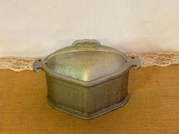 GUARDIAN SERVICE WARE HEAVY ALUMINUM ROASTING PAN WITH LID, APPROX 7"X9"X7" WITH HANDLES 11"