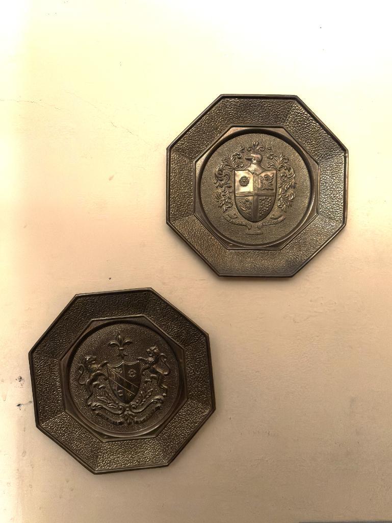 PAIR OF VINTAGE BRASS CHARGERS USED AS A DECORATIVE WALL HANGING FEATURES ORNATE, TEXTURED