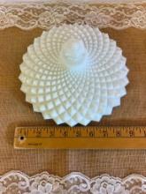 VINTAGE WESTMORELAND MILK GLASS COMPOTE LID, FEATURING A SAWTOOTH/