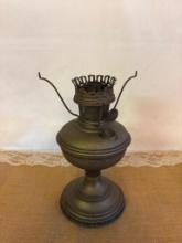ALADDIN LAMP BASE MODEL 9, VERY NICE CONDITION, 12" TALL TO BURNER