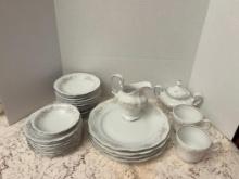 TEA SET JOHANN HAVILAND BAVARIA GERMANY (4) DINNER PLATES (1) BERRY BOWL, (8) DESSERT PLATES,