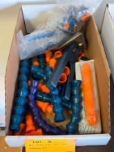 BOX WITH LOC-LINE FLAT NOZZLES