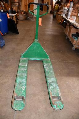 GREEN PALLET JACK