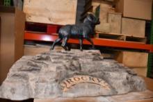 ROCKY RAM DISPLAY W/BOX