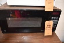 SPACEMAKER II MICROWAVE OVEN, MODEL JEM23L002