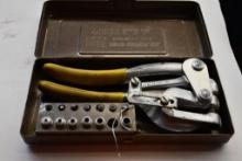 ROPER WHITNEY PUNCH SET NO. 5 JR. WITH METAL CASE - 2 PIECES ARE MISSING
