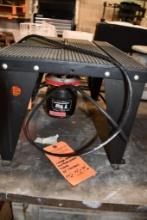 CRAFTSMAN ROUTER TABLE W/ROUTER & CORNER ROUND BIT