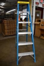 6' WERNER FIBERGLASS STEP LADDER, BLUE