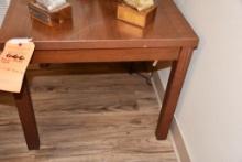 BROWN SQUARE TABLE, 24" X 24" X 21"H