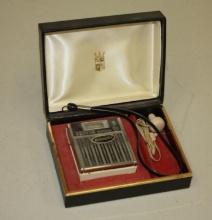 VINTAGE ZENITH ROYAL 20 TRANSISTOR RADIO IN CASE WITH MANUAL
