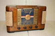 RARE VINTAGE CROSLEY VICTORY TUBE RADIO GGTC SEPTEMBER, 1945