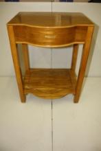 VINTAGE PHILCO GOLDEN OAK RADIO SIDE TABLE 25" X 19" X 16"T