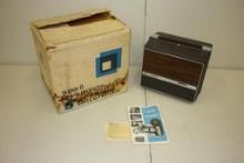 VINTAGE SUPER 8 BELL AND HOWELL MOVIE FILM PROJECTOR IN BOX