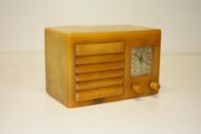 RARE 1936 FADA 5F60 CATALIN TUBE RADIO