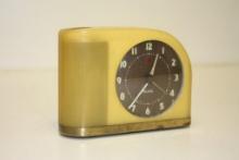 VINTAGE WESTCLOX MOON BEAM ELECTRIC ART DECO ALARM CLOCK
