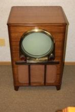 VINTAGE ZENITH ROUND TUBE TELEVISION TV, PORTHOLE 2350RZ1 CONSOLE, 1950