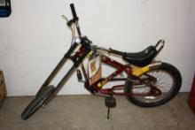 VINTAGE HARLEY DAVIDSON CHOPPER STYLE BIKE BICYCLE CRUISER 60 INCH / 20 INCH NEW WITH BOOKS, TAG