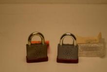 (2) MASTERLOCK VINTAGE AM RADIOS
