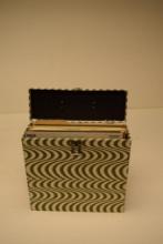 RECORD HOLDER CASE WITH 33-1/3 LP RECORDS, APPROX 18 VINTAGE LP'S