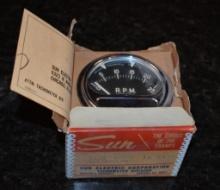 RARE NOS SUN RC-25 TACHOMETER, 1950'S HOT ROD ACCESSORY, IN BOX WITH WARRANTY CARD