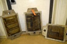 (3) VINTAGE SLOT MACHINE CASTING MOLDS FOR KING EQUIPMENT CORP., FOR 1934 PRINCE