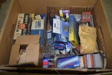 BOX OF VINTAGE AUTOMOTIVE LAMPS AND BULBS