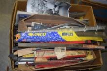 BOX OF MISC. VINTAGE WINDSHIELD WIPER BLADES
