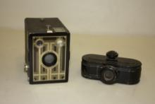 920 VINTAGE FILM CAMERAS BROWNIE JR AND FOTO REEL